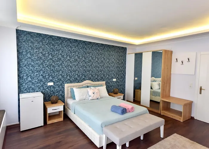 Отель 4 Gocek Apart